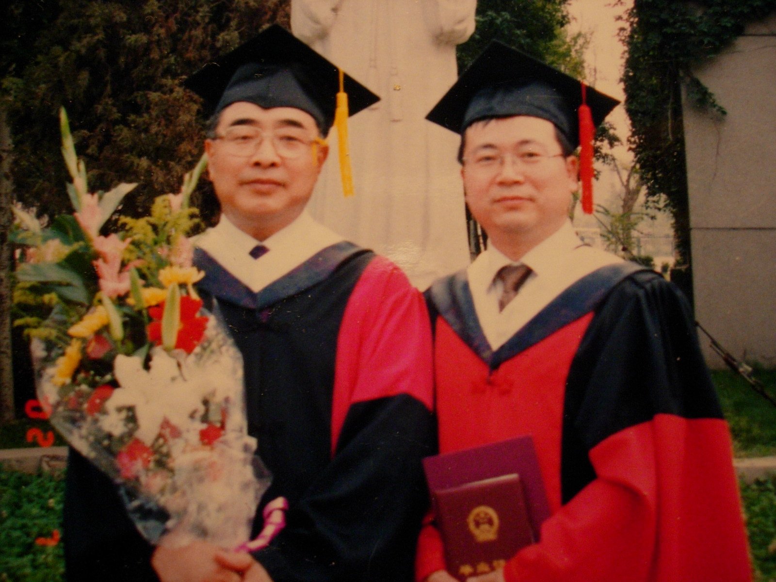其中获乐鱼棋牌官网常用功能科技进步二
